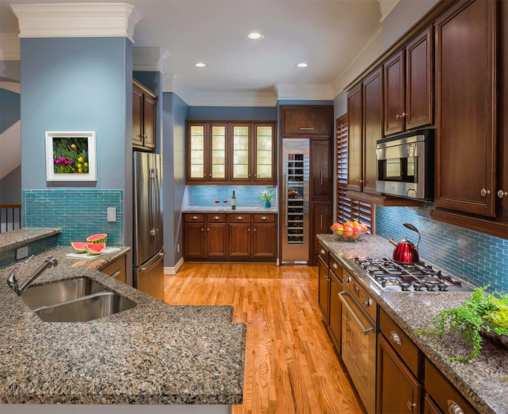 Creating a Cohesive Look: Matching Granite Countertops to Cabinets and Flooring