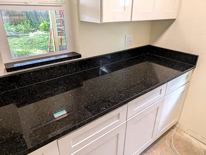 Ubatuba Granite countertop kitchen — Edstone Orlando installation