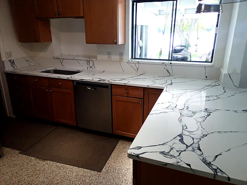 Calacatta Quartz countertop kitchen — Edstone Orlando installation