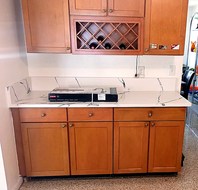 Calacatta Quartz countertop kitchen — Edstone Orlando installation