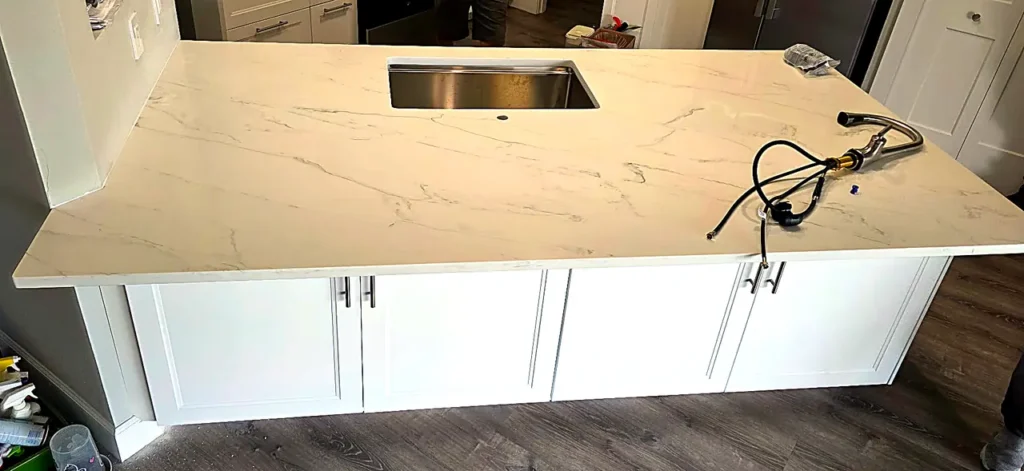 Calacatta Quartz countertop kitchen — Edstone Orlando installation