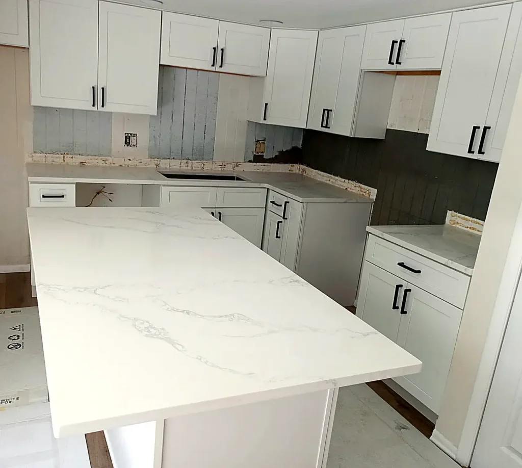 The 2026 Quartz Tariff: Does Your Florida Countertop Quote Still Hold?